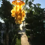 Hotel On *